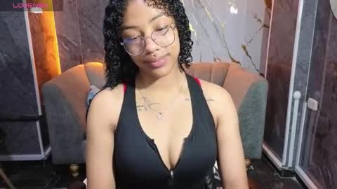 violeth_b online show from October 20, 12:41 pm