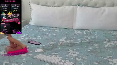 VioletBaby online show from August 3, 5:51 pm
