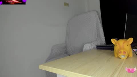 violetparkker online show from January 8, 3:32 am