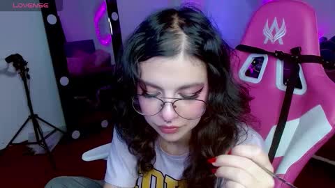   online show from October 19, 7:05 pm