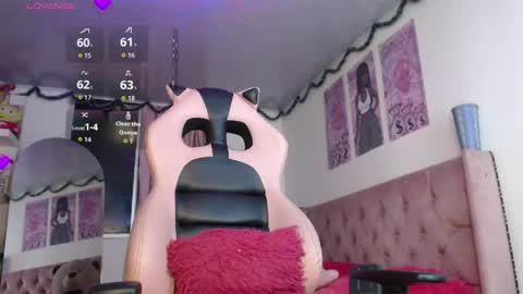 violett_brown9 online show from April 30, 4:18 am
