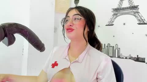 violett_collinss online show from July 27, 6:43 am