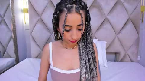 Violett  online show from January 6, 8:12 pm