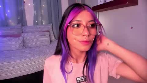 Violetta nur online show from October 16, 1:08 am