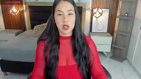 VIOLETTA online show from December 1, 12:41 pm