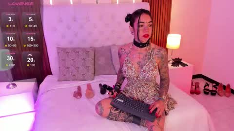 violettaalemida online show from September 13, 12:24 pm