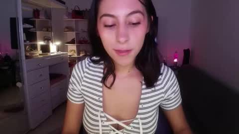 Violetta....Follow me in Twitter... online show from March 11, 4:30 am