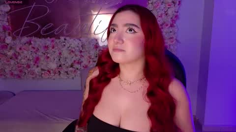 Violett Castel online show from January 16, 7:21 pm