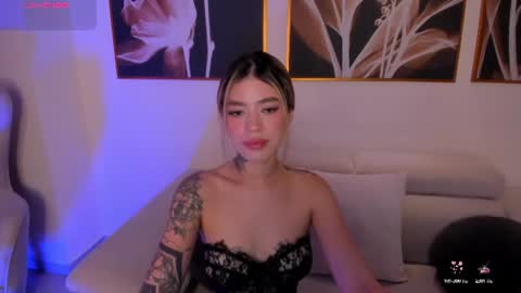 Violett  online show from July 11, 11:21 am