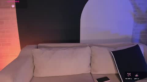 Violett  online show from July 18, 10:51 am