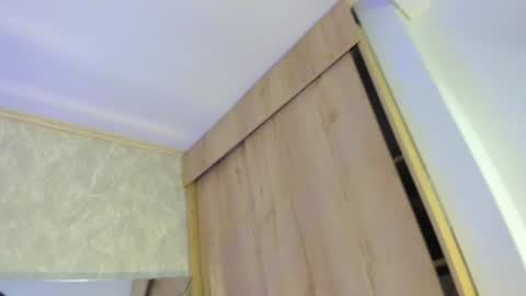 VIOLET online show from March 18, 7:30 pm