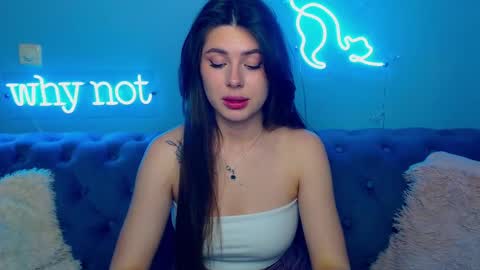 viollinalv online show from March 13, 7:20 am