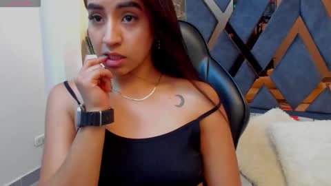 vittoria online show from November 14, 5:24 pm