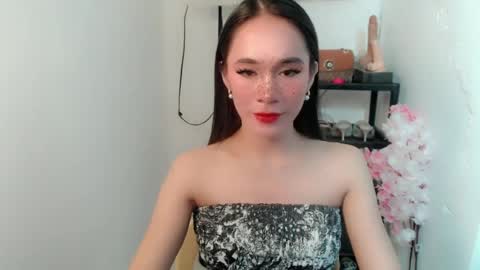 SANDRA GOING YOU online show from June 13, 7:11 pm