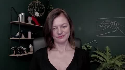 Vivian online show from January 16, 7:37 am