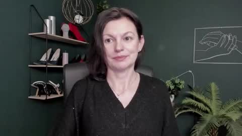 Vivian online show from March 4, 6:53 am