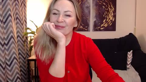 Vivian online show from October 14, 5:59 pm