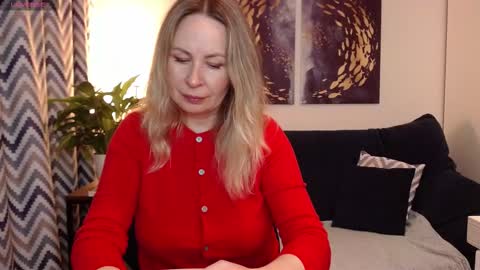 Vivian online show from September 20, 5:55 pm