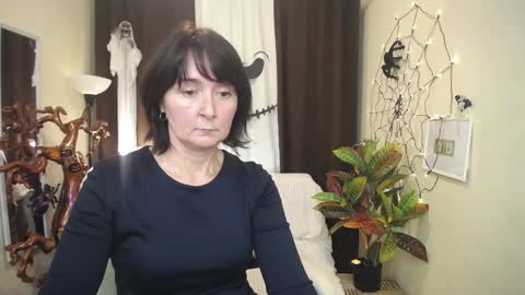 Snapshot of vivianguchih chatting on October 12, 8:06 am vivianguchih online show from October 12, 8:06 am