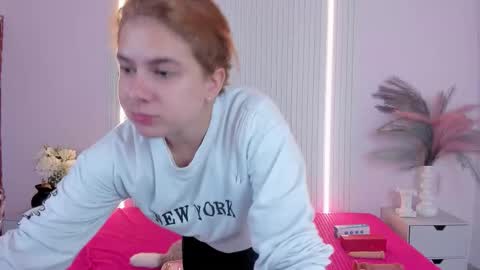 vivianowen9 online show from March 6, 1:06 pm