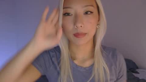 vivianwinters online show from October 31, 10:47 pm