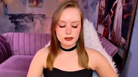 Vivien online show from July 8, 9:00 am