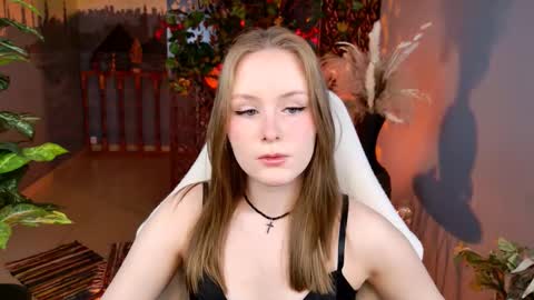 Vivien online show from March 10, 5:55 am