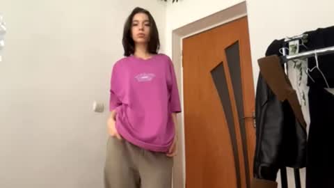 Vivi online show from October 30, 12:39 pm