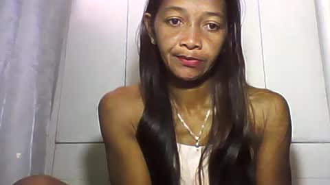 vixen_lina online show from June 23, 6:11 am