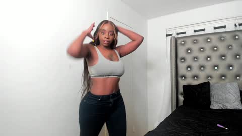 Sasha Malone online show from December 12, 7:48 pm