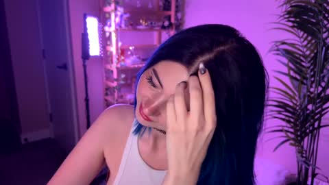 Polly  Online mostly at 9pm-2am UK Time online show from February 16, 7:14 pm