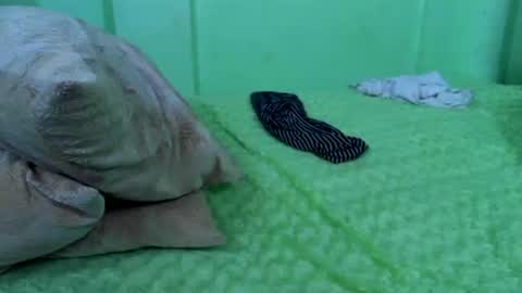 voagelle online show from November 3, 6:34 pm