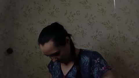 voulezvous_angel online show from February 28, 5:45 pm