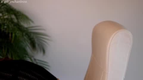 Victoria The Enchantress online show from May 30, 6:48 pm