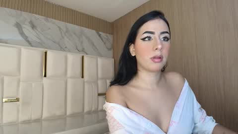 VICTORIA online show from January 13, 1:37 pm