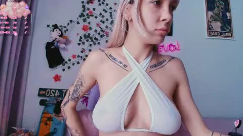 Waifu exe online show from July 30, 2:56 am