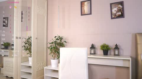  Lina online show from November 30, 8:51 am