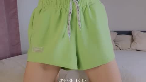 Betti online show from December 23, 1:31 am