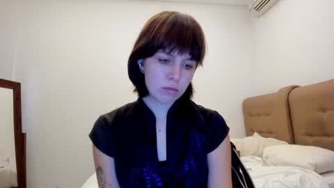 June online show from January 2, 10:22 pm