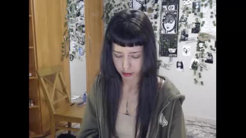 Snapshot of wavy_nights chatting on September 24, 1:48 am Mina online show from September 24, 1:48 am