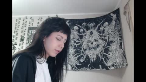 Mina online show from April 29, 2:09 pm