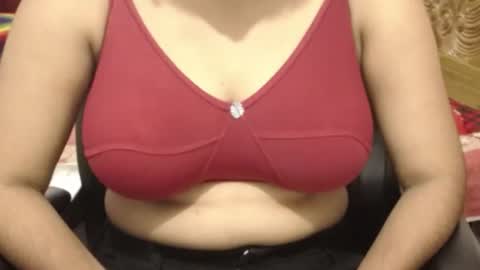mina online show from July 19, 2:08 pm