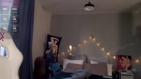  moon  online show from July 18, 5:48 pm