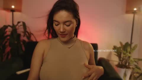 Wendy online show from March 10, 6:12 pm