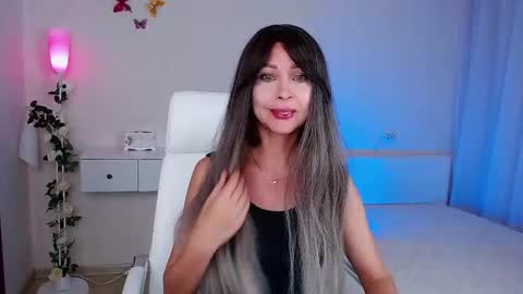 Snapshot of wendifoster chatting on September 24, 7:13 pm Wendi Foster online show from September 24, 7:13 pm