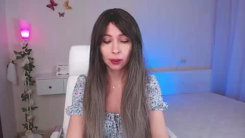 Snapshot of wendifoster chatting on February 11, 7:16 pm Wendi Foster online show from February 11, 7:16 pm