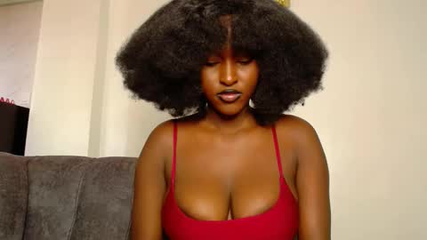 Macey online show from February 10, 1:33 pm