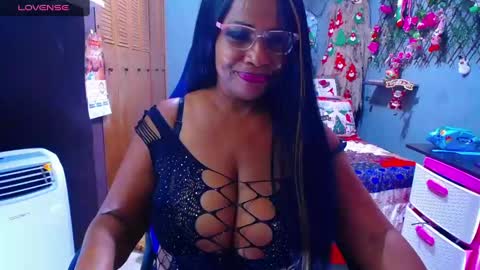 gina online show from December 25, 8:29 am