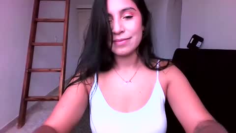 Megan Raves online show from February 24, 7:01 pm