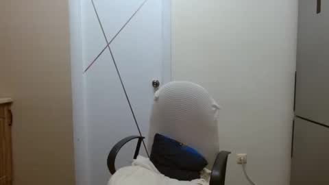 Snapshot of wetsexyladyy chatting on February 2, 6:37 am wetsexyladyy online show from February 2, 6:37 am